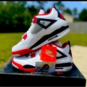 Fire red Jordan 4